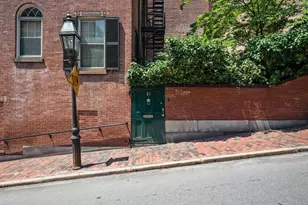 21 Walnut, Boston, MA 02108 - Photo 18