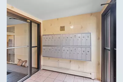 2 Greenbriar Dr #103, North Reading, MA 01864 - Photo 16