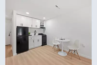 2 Greenbriar Dr #103, North Reading, MA 01864 - Photo 2