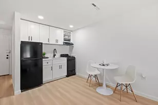 2 Greenbriar Dr, North Reading, MA 01864 - Photo 2