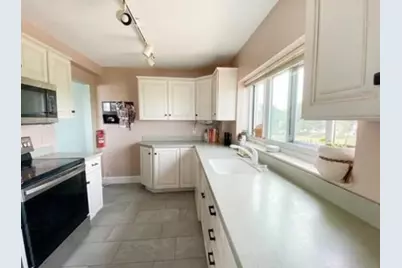 100 Cove Way #501, Quincy, MA 02169 - Photo 4