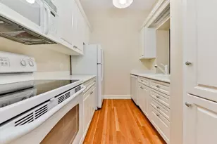 237 W Newton St, Boston, MA 02116 - Photo 6