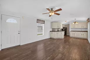 67 Debby Ln, Raynham, MA 02767 - Photo 4