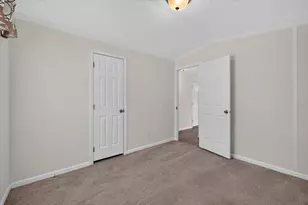 67 Debby Ln, Raynham, MA 02767 - Photo 18