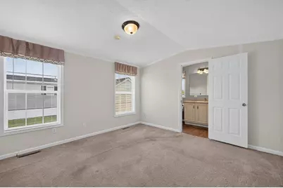 67 Debby Lane, Raynham, MA 02767 - Photo 20