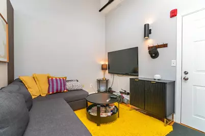 320 W 2nd St #303, Boston, MA 02127 - Photo 2