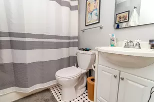 320 W 2nd St, Boston, MA 02127 - Photo 12