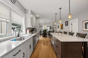 22-24 Carver Rd E, Watertown, MA 02472 - Photo 10