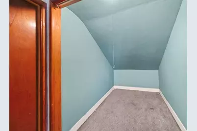 69 Worthington St, Chicopee, MA 01020 - Photo 18