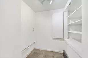 69 Worthington St, Chicopee, MA 01020 - Photo 12