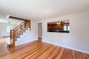 4 MacArthur Cir, Peabody, MA 01960 - Photo 6
