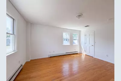 4 Macarthur Cir, Peabody, MA 01960 - Photo 18