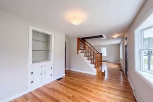 4 MacArthur Cir, Peabody, MA 01960 - Photo 8
