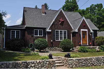 10 Mount Vernon Street, Middleton, MA 01949 - Photo 2