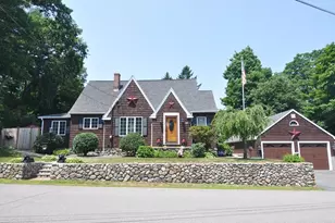 10 Mt Vernon St, Middleton, MA 01949 - Photo 1