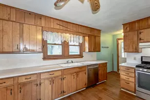 94 Holyoke Rd, Westfield, MA 01085 - Photo 6