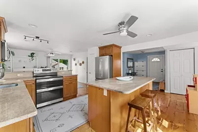 42 Dewey Ave., Brockton, MA 02301 - Photo 6