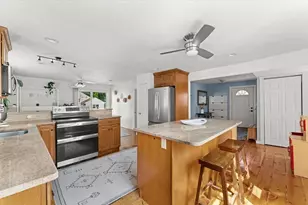42 Dewey Ave, Brockton, MA 02301 - Photo 6