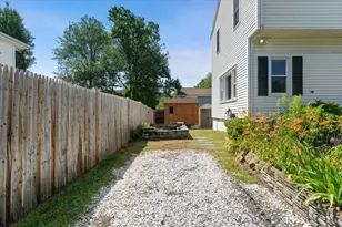 42 Dewey Ave, Brockton, MA 02301 - Photo 34