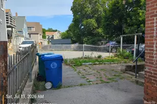 15 Middle, Newton, MA 02458 - Photo 2