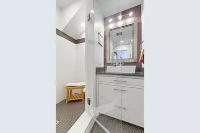 284 Bunker Hill St #5, Boston, MA 02129 - Photo 24