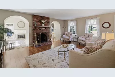 39 Westcott Road, Hopedale, MA 01747 - Photo 10