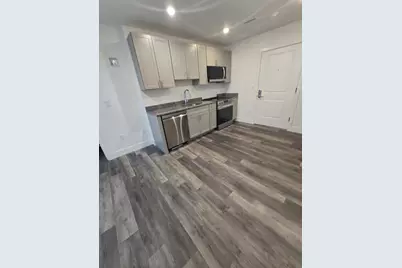 585 Essex St #409, Lynn, MA 01901 - Photo 4