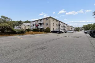 8 Kenmar Dr, Billerica, MA 01821 - Photo 2