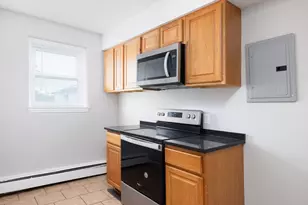 77 Green St, Lynn, MA 01902 - Photo 10