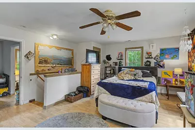 166 Summer St, Amherst, MA 01002 - Photo 16