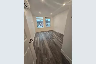 585 Essex St #309, Lynn, MA 01901 - Photo 4