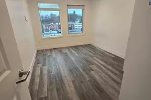 585 Essex St, Lynn, MA 01901 - Photo 4