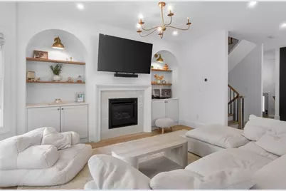 17 Manning St #17, Medford, MA 02155 - Photo 8