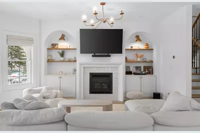 17 Manning St #17, Medford, MA 02155 - Photo 6