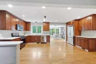 760 Liberty St, Braintree, MA 02184 - Photo 2