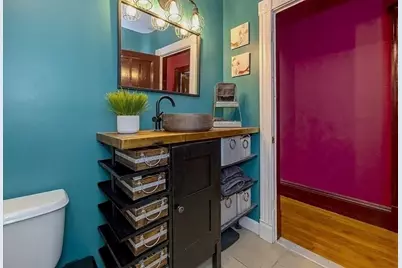 294 Wentworth Ave, Lowell, MA 01852 - Photo 32