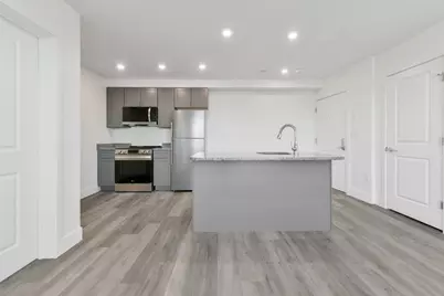 585 Essex St #709, Lynn, MA 01901 - Photo 1