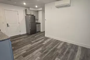 585 Essex St, Lynn, MA 01901 - Photo 6