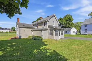 70 Milton St, Springfield, MA 01151 - Photo 4