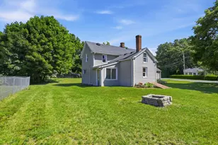 70 Milton St, Springfield, MA 01151 - Photo 34