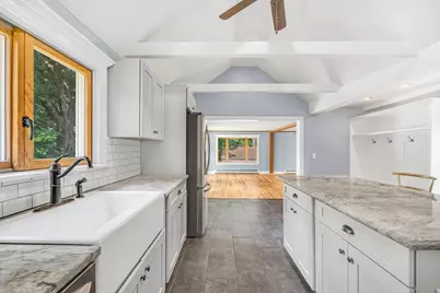 4 Shaw St, Medway, MA 02053 - Photo 6