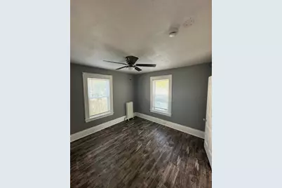8 Highland St #1, Clinton, MA 01510 - Photo 10