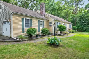 5 Greenview Cir, Sandwich, MA 02563 - Photo 2