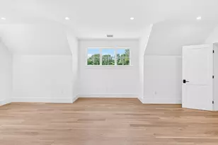 1 McSweeney Ln, Falmouth, MA 02540 - Photo 34