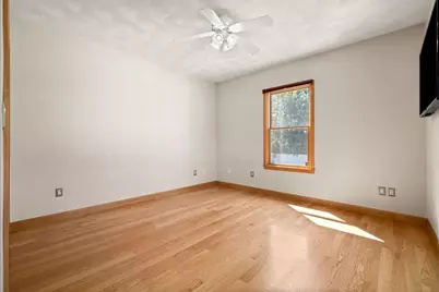 31 Bates St, Danvers, MA 01923 - Photo 8