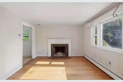 31 Eastern Avenue, Woburn, MA 01801 - Photo 22