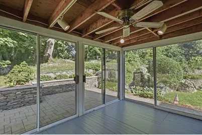 31 Eastern Avenue, Woburn, MA 01801 - Photo 16