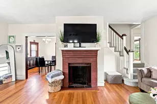 246 N Central Ave, Quincy, MA 02170 - Photo 4