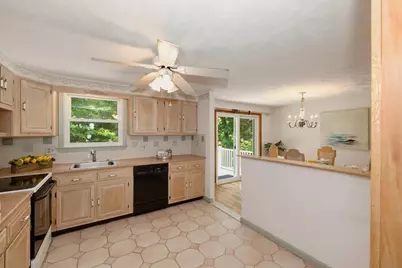 179 Fox Hill Rd, Burlington, MA 01803 - Photo 12