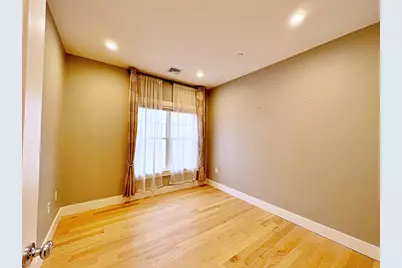 186 Havre St #8, Boston, MA 02128 - Photo 12